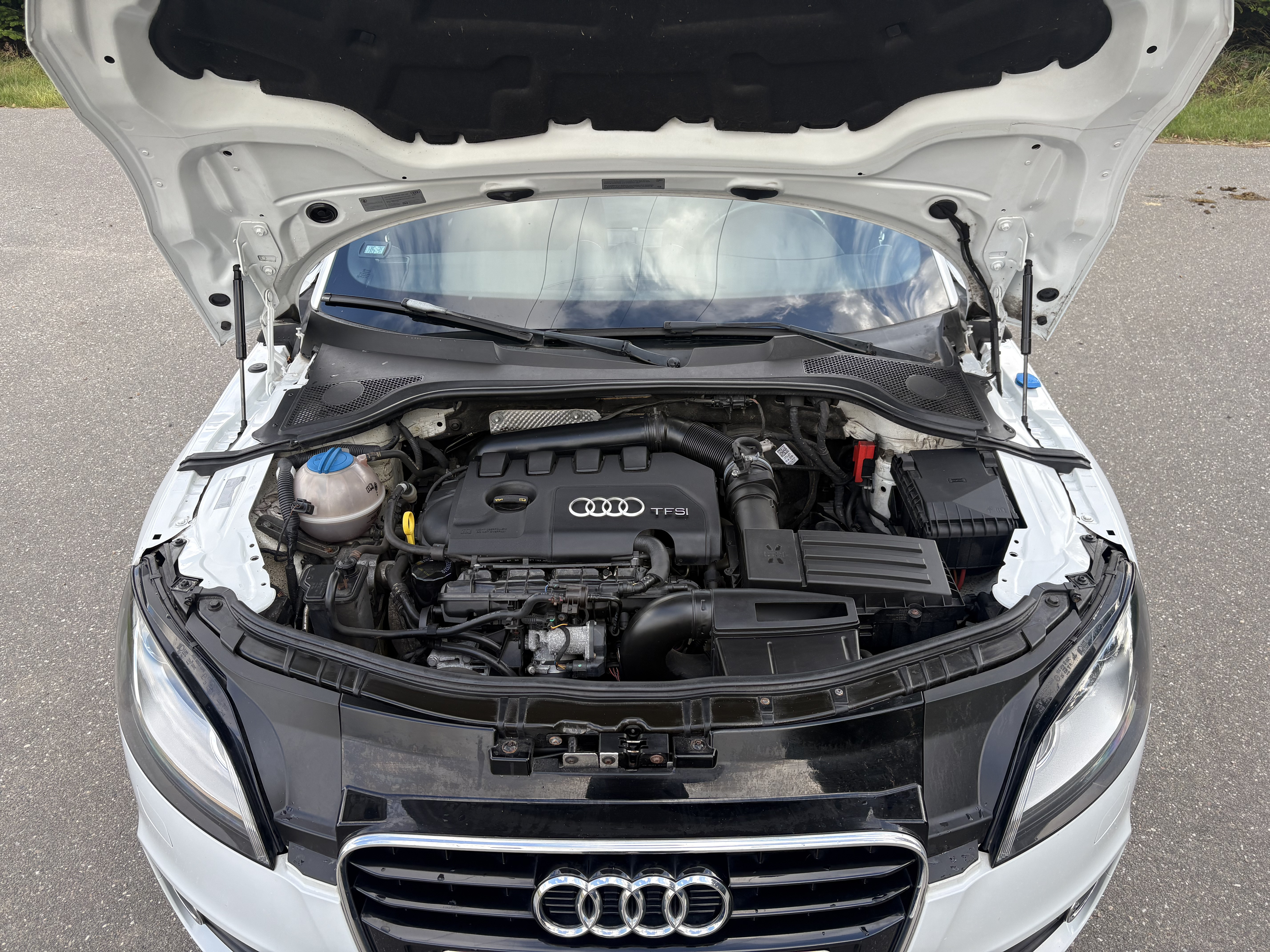 Hvid Audi TT fra 2014