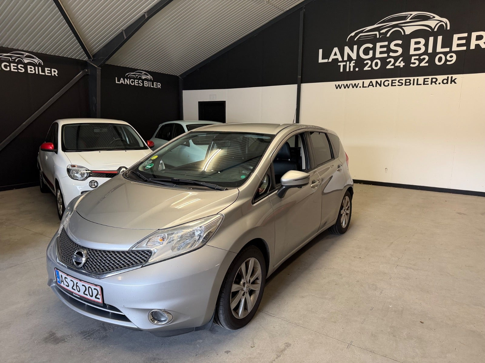 Sølv Nissan Note fra 2013