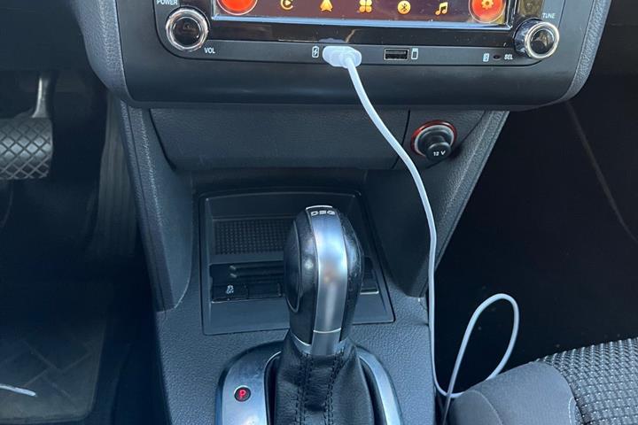 Sort VW Touran fra 2010