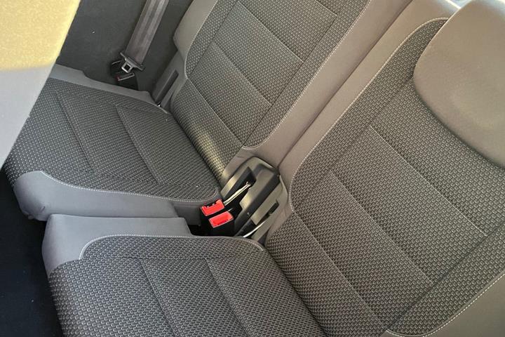Sort VW Touran fra 2010