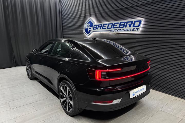 Sort Polestar 2 fra 2021