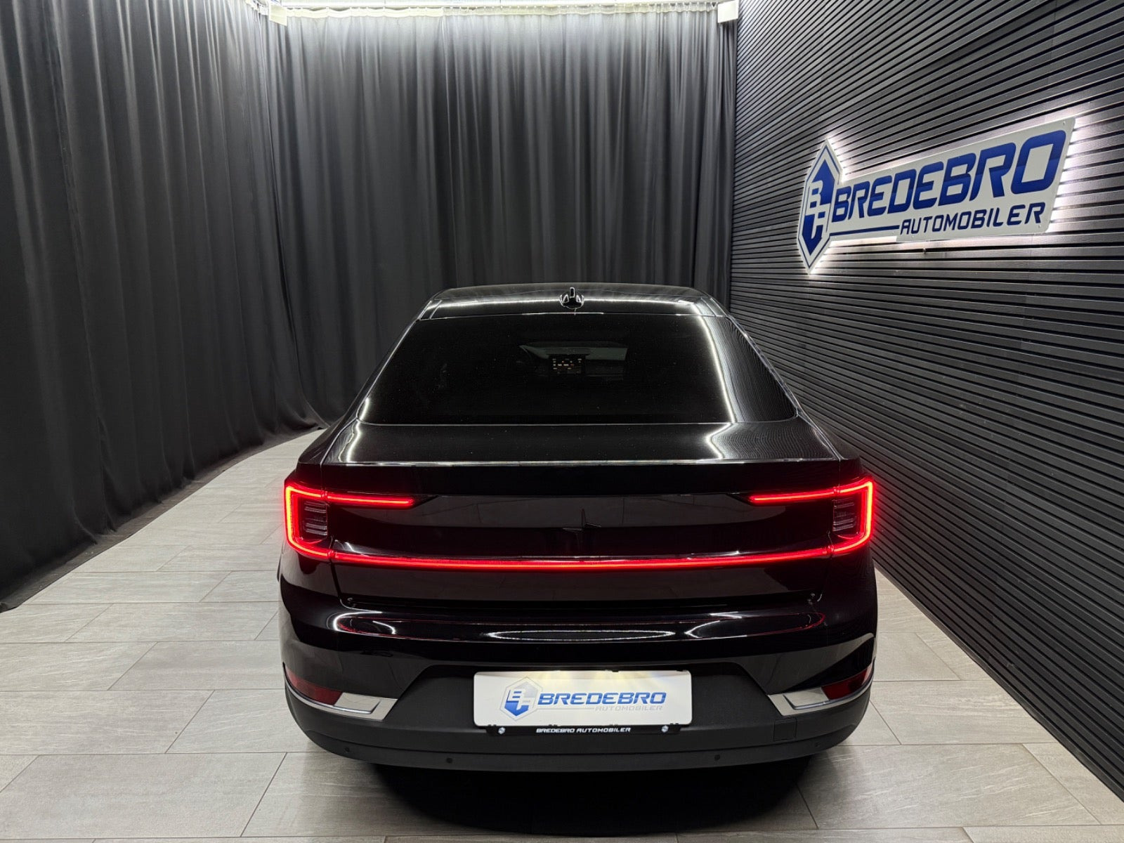 Sort Polestar 2 fra 2021