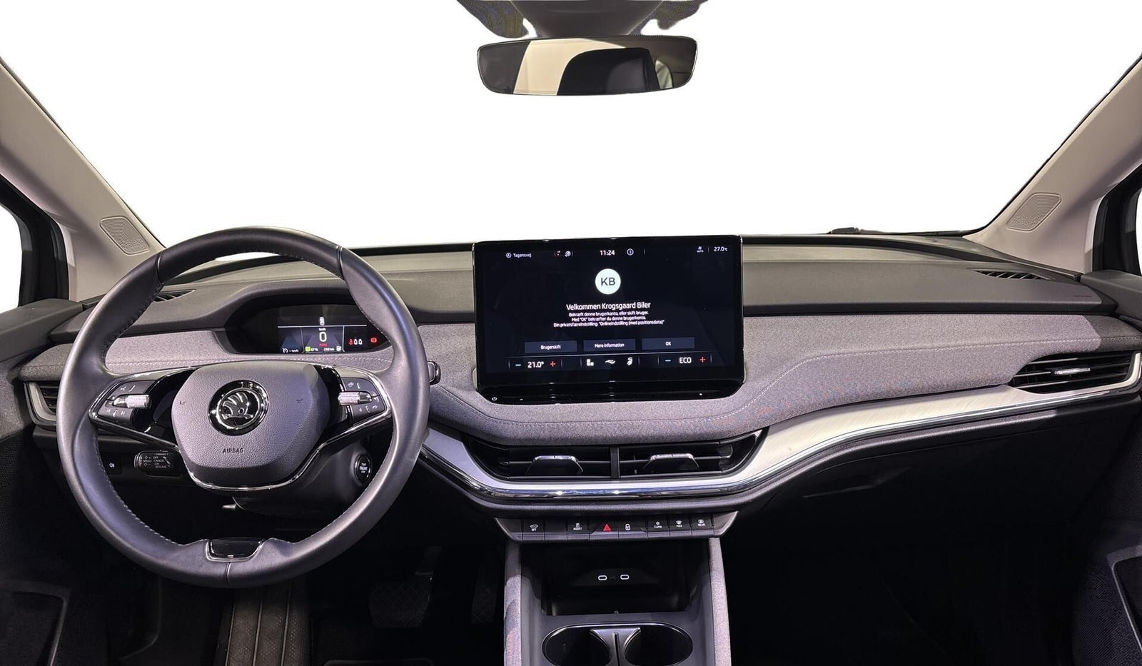 Sort Skoda Enyaq fra 2023