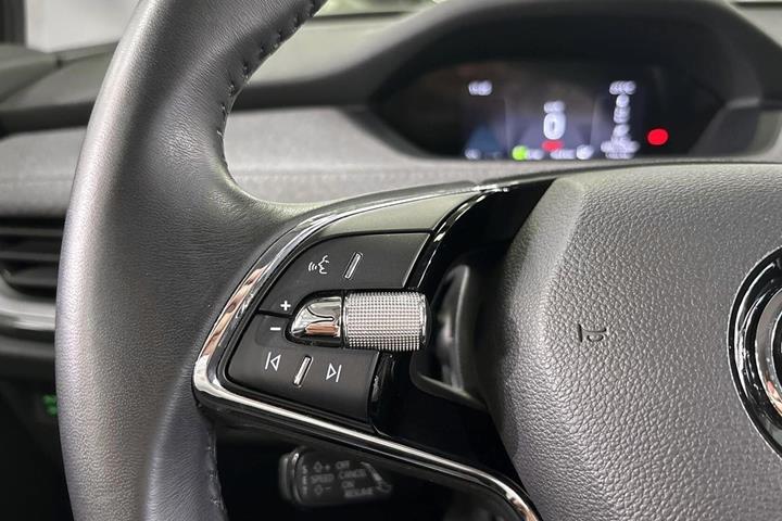 Sort Skoda Enyaq fra 2023
