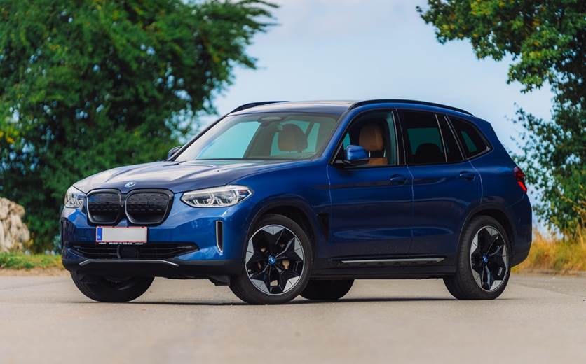 BMW iX3 Charged Impressive