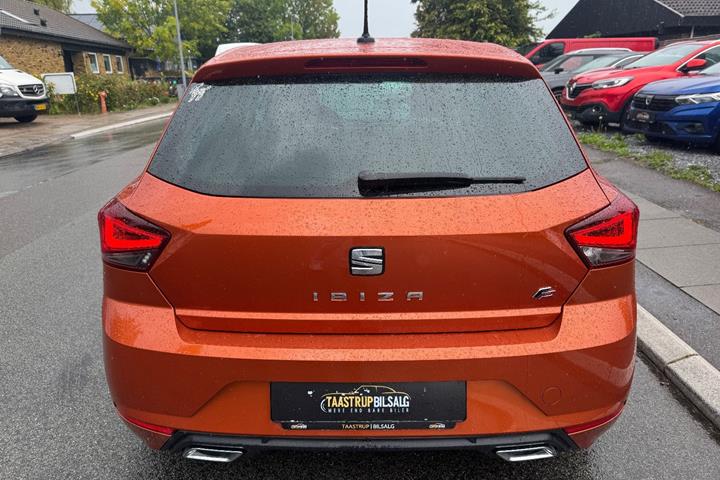 Orange Seat Ibiza fra 2019