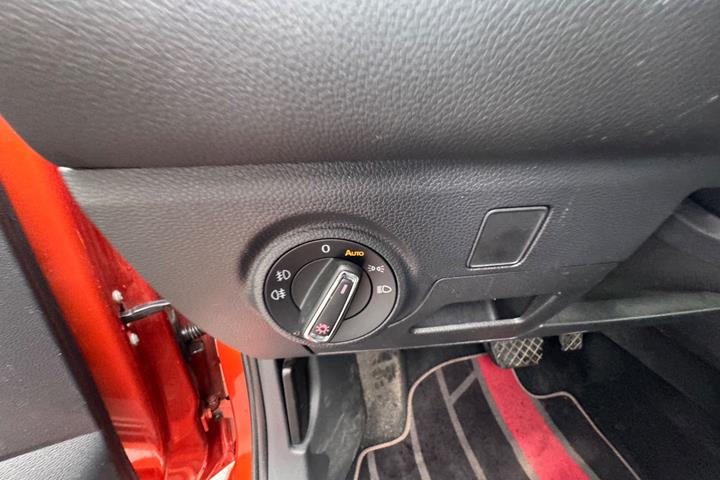 Orange Seat Ibiza fra 2019