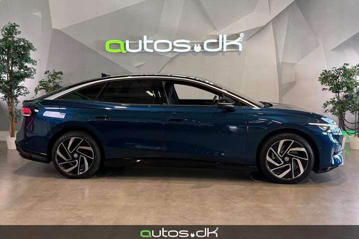 Blå VW ID.7 fra 2024