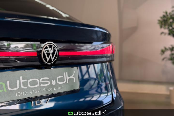 Blå VW ID.7 fra 2024