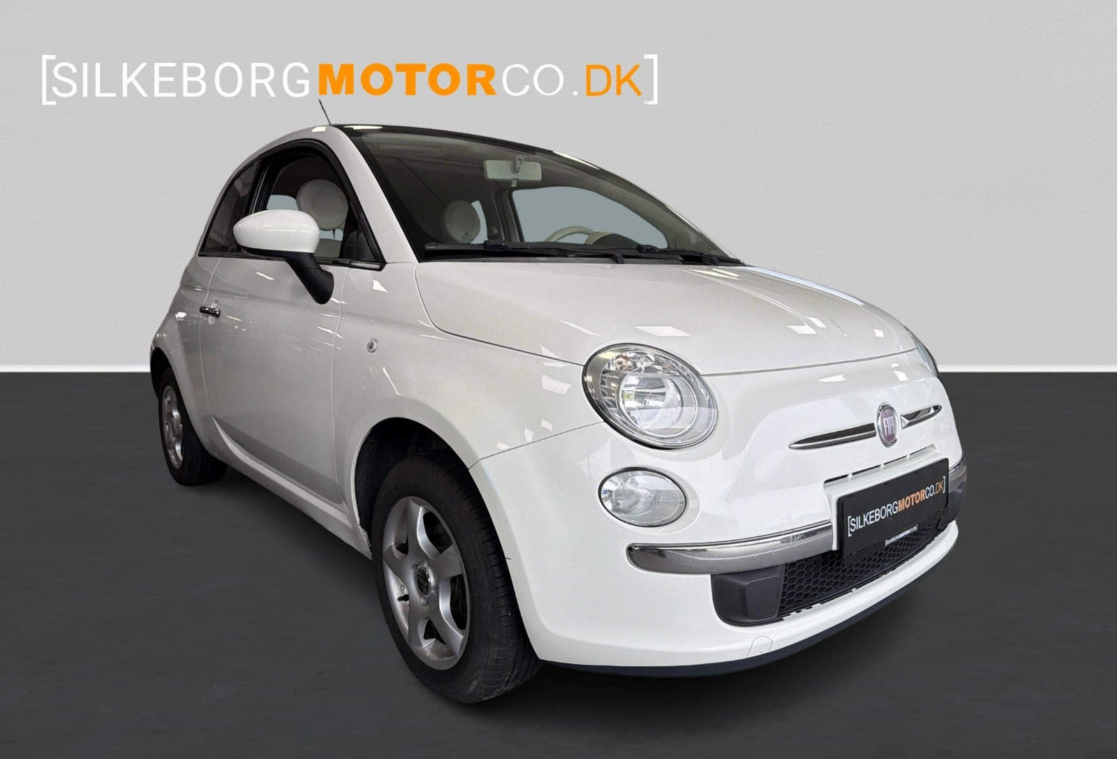 Hvid Fiat 500 fra 2009