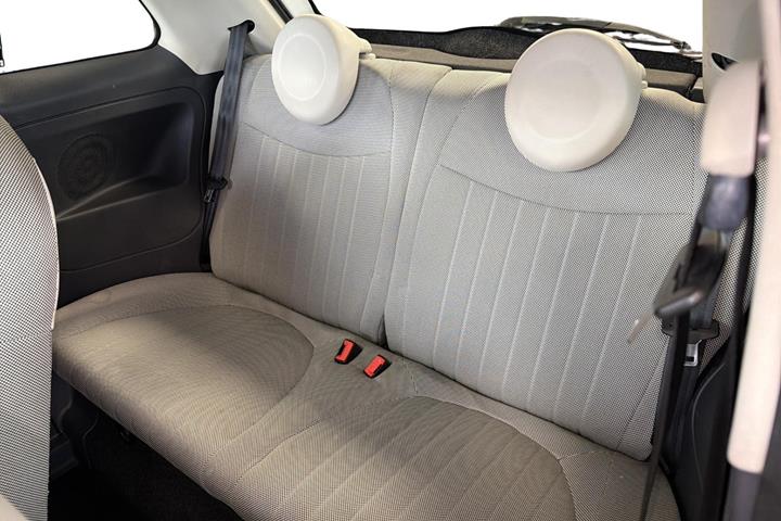 Hvid Fiat 500 fra 2009