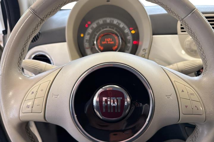 Hvid Fiat 500 fra 2009