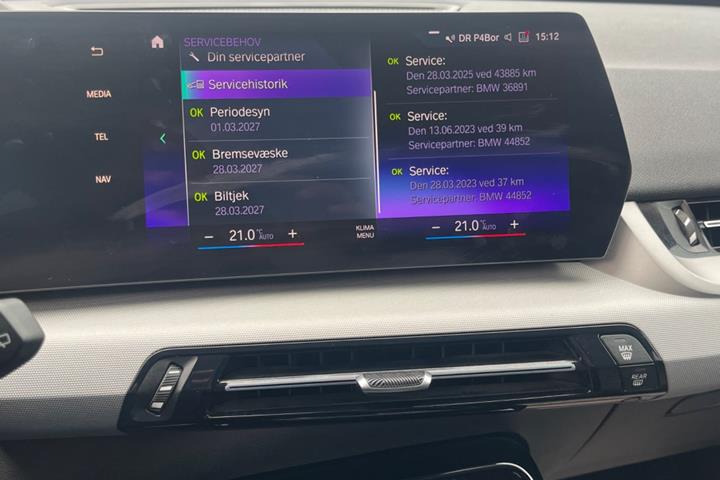 Hvid BMW iX1 fra 2023