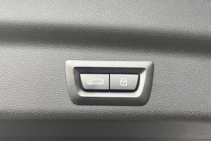 Hvid BMW iX1 fra 2023