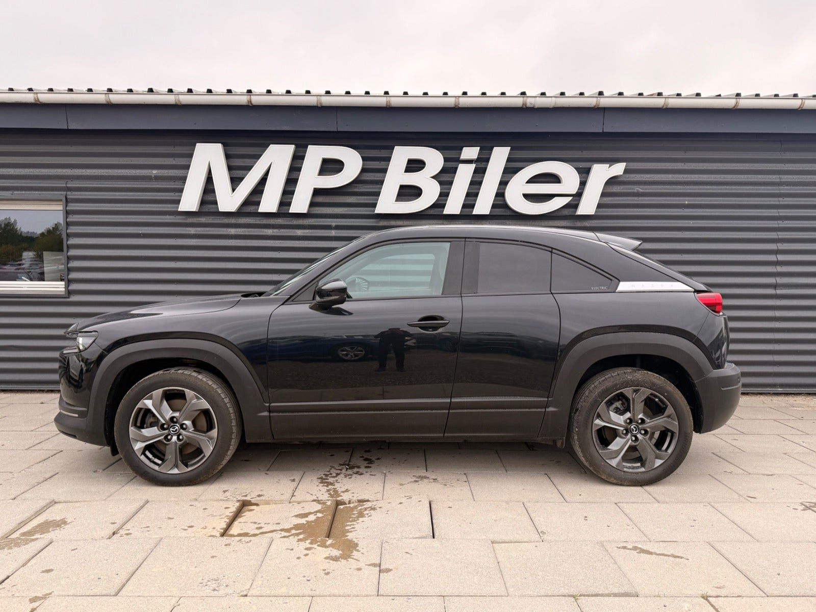 Sort Mazda MX-30 fra 2020