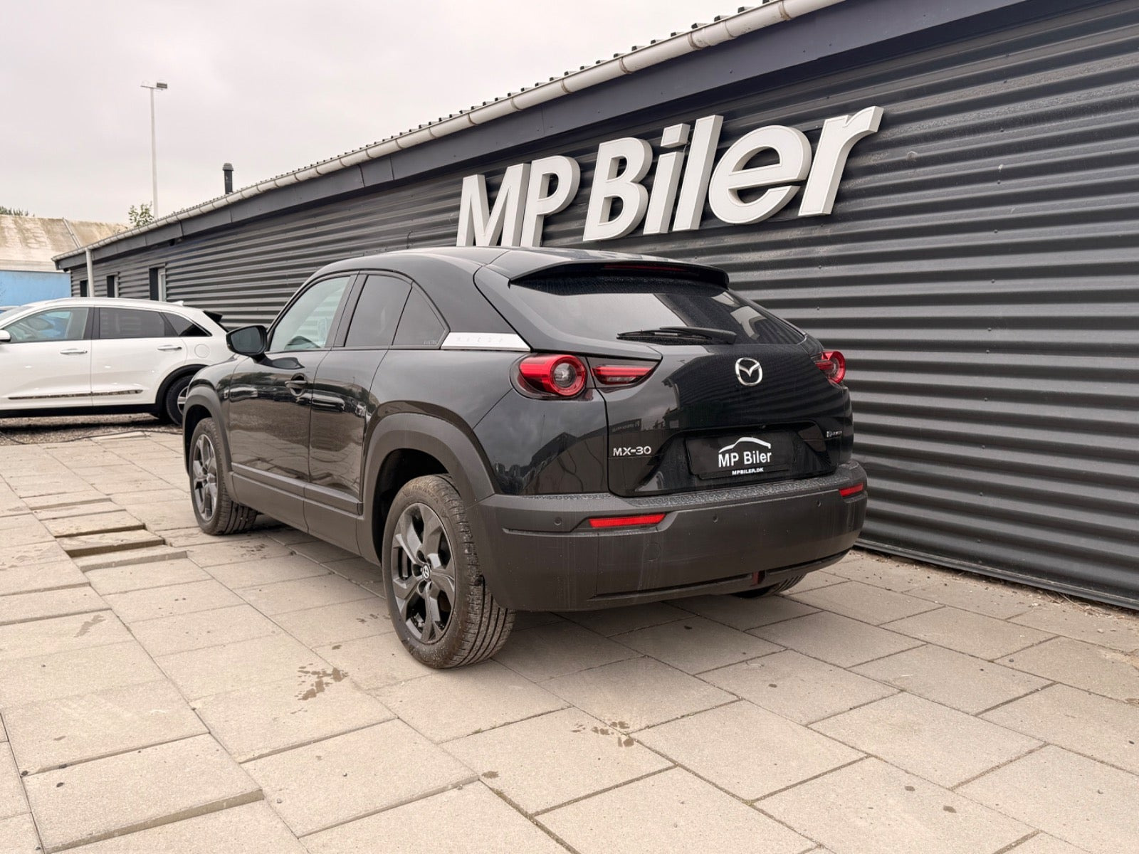 Sort Mazda MX-30 fra 2020