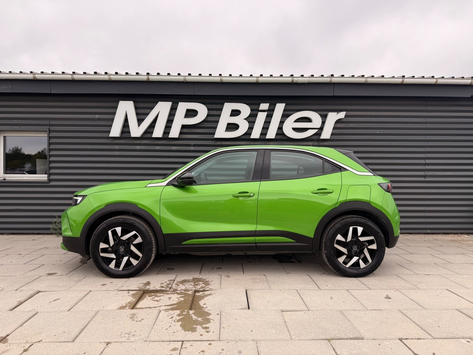 Grøn Opel Mokka-e fra 2024