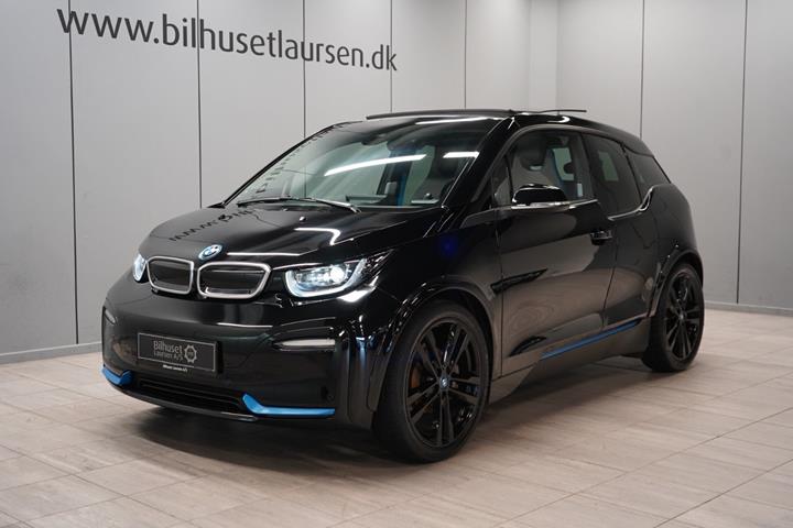 Sort BMW i3s fra 2022 set udefra