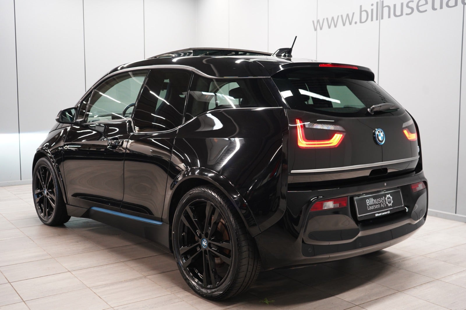 Sort BMW i3s fra 2022