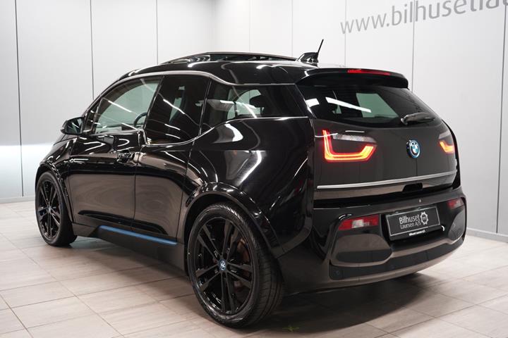 Sort BMW i3s fra 2022