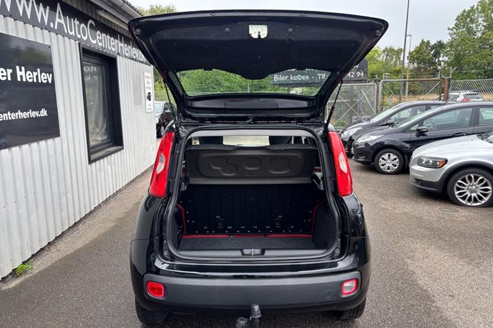 Sort Fiat Panda fra 2012