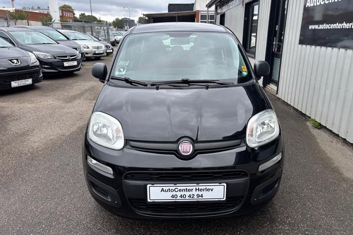 Sort Fiat Panda fra 2012