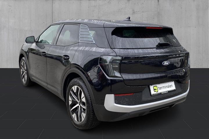 Sort Ford Explorer fra 2025