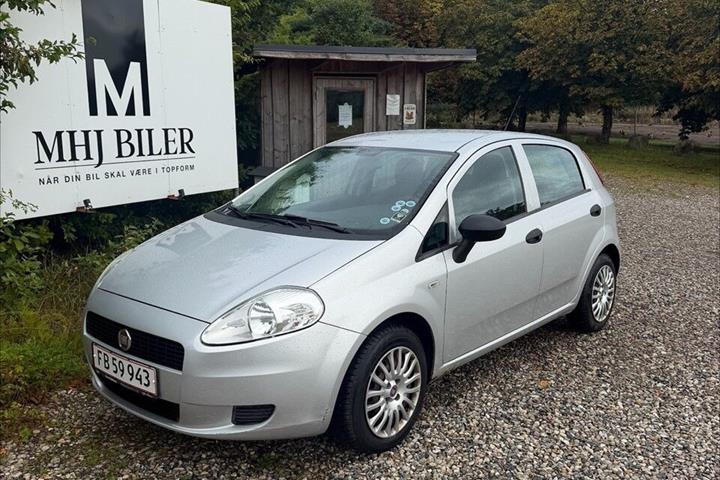 undefined Fiat Punto fra 2011 set udefra
