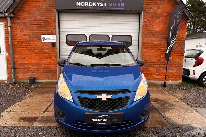 Blå Chevrolet Spark fra 2011