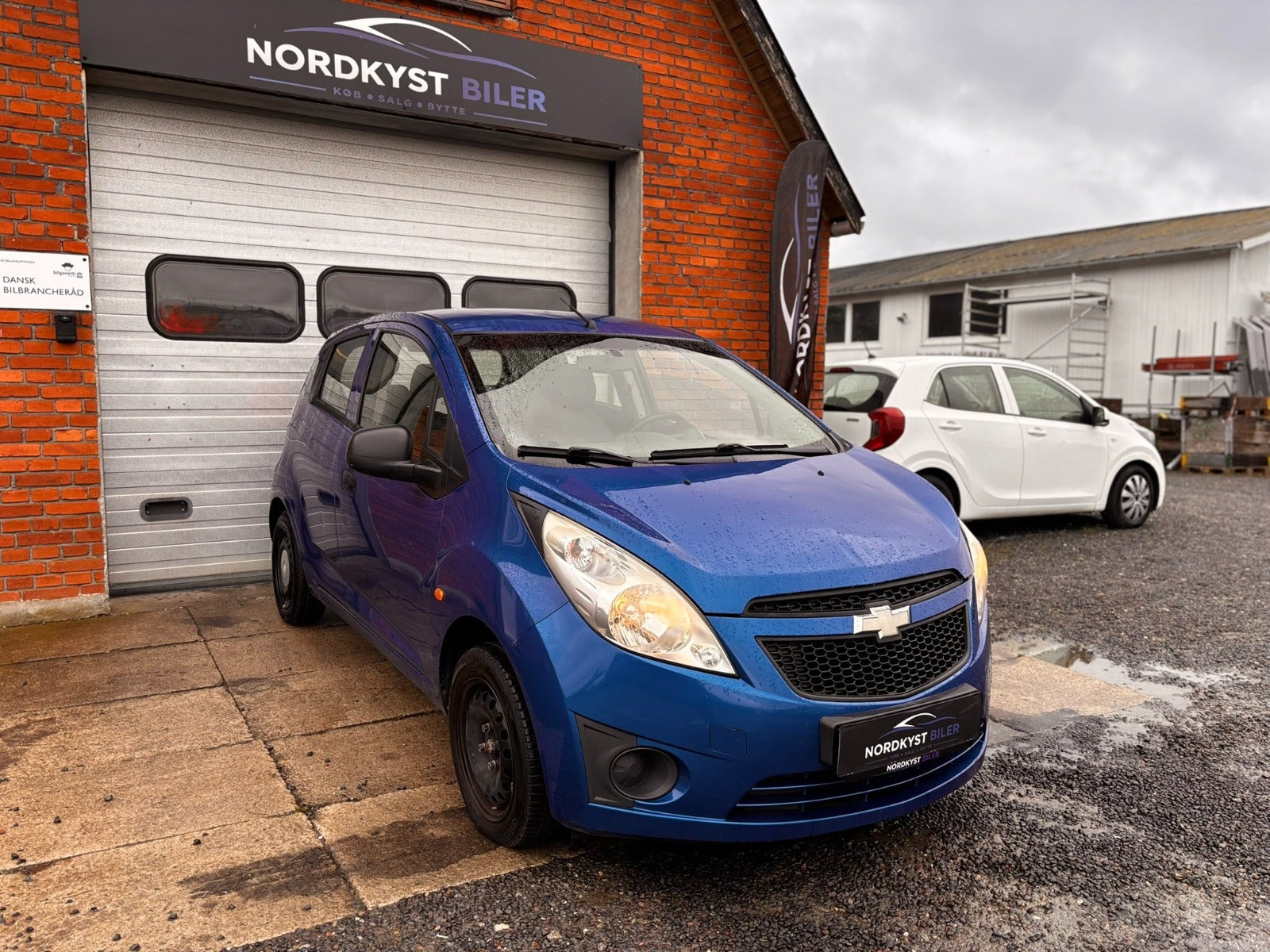 Blå Chevrolet Spark fra 2011