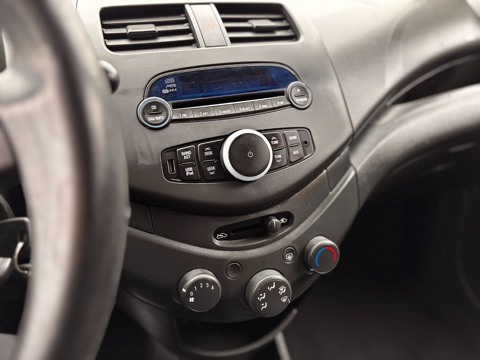 Blå Chevrolet Spark fra 2011
