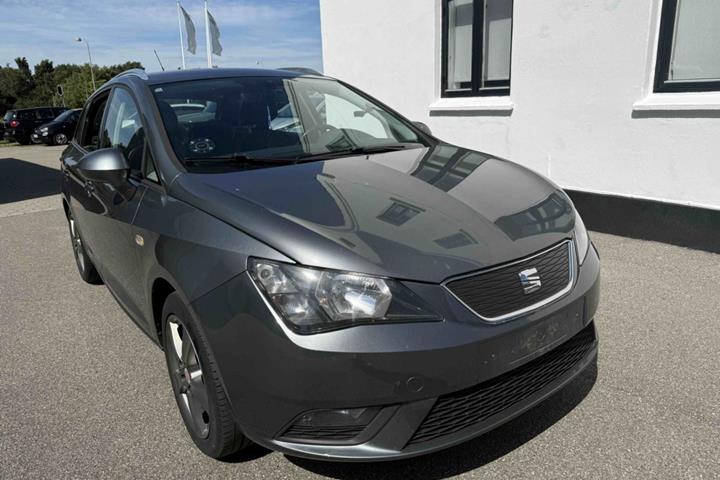 Grå Seat Ibiza fra 2016 set udefra