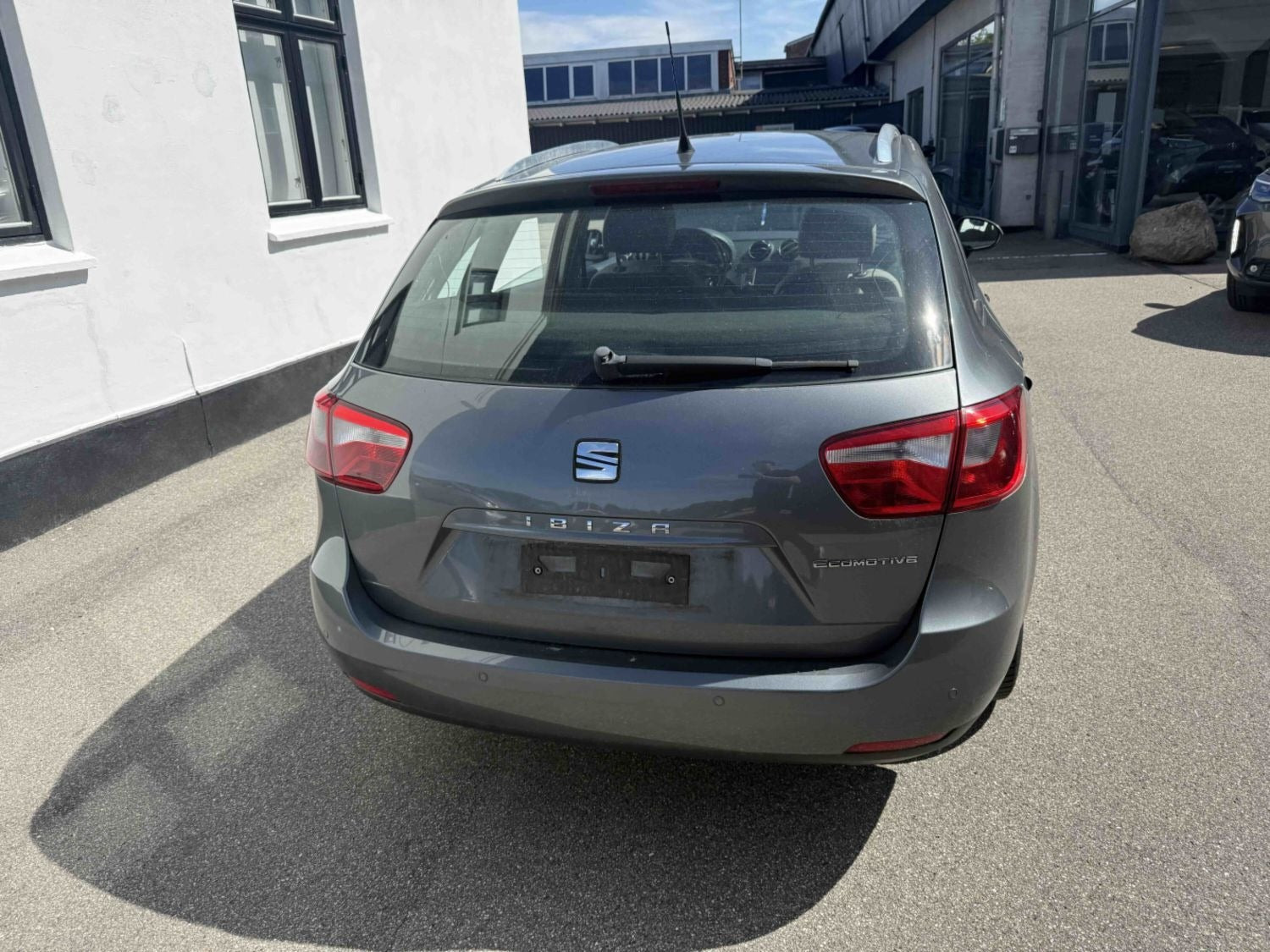 Grå Seat Ibiza fra 2016
