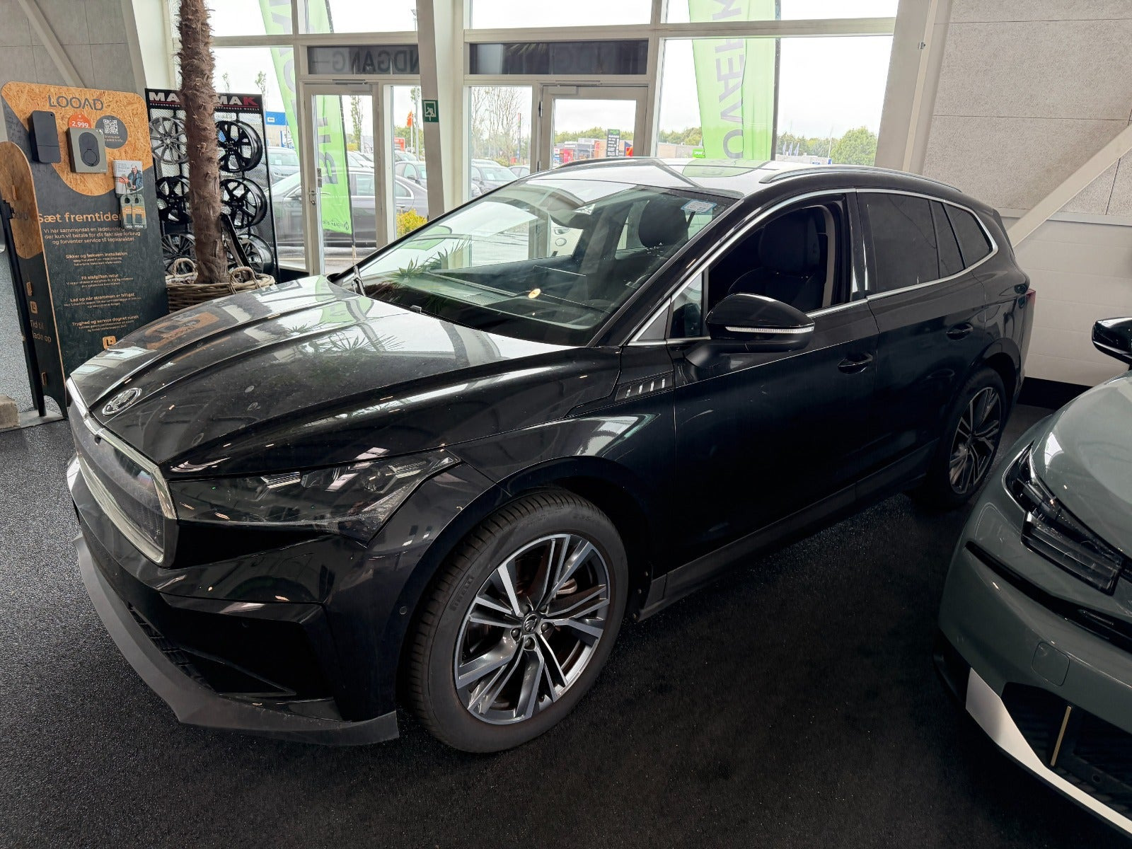 Sort Skoda Enyaq fra 2023