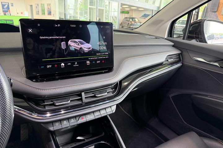 Sort Skoda Enyaq fra 2023