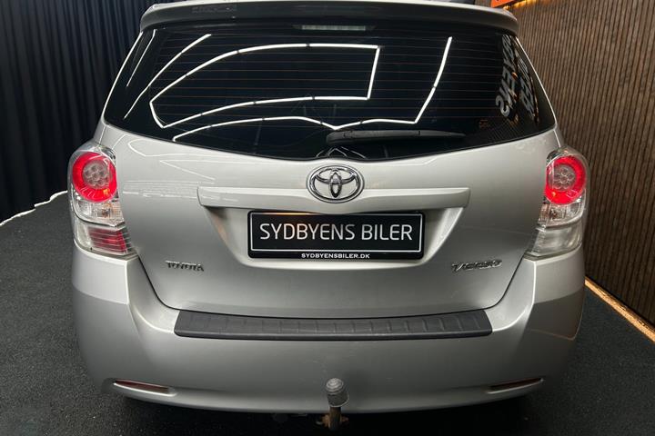 undefined Toyota Sportsvan fra 2012