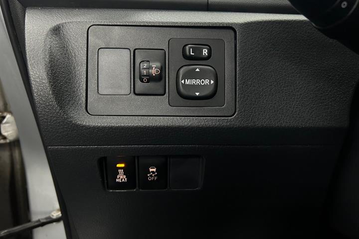undefined Toyota Sportsvan fra 2012