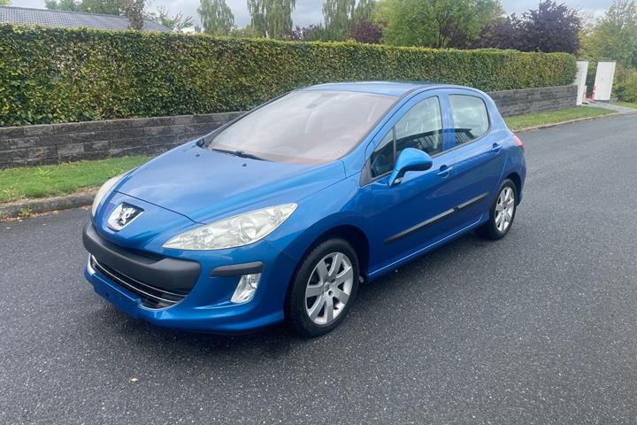 undefined Peugeot 308 fra 2008 set udefra