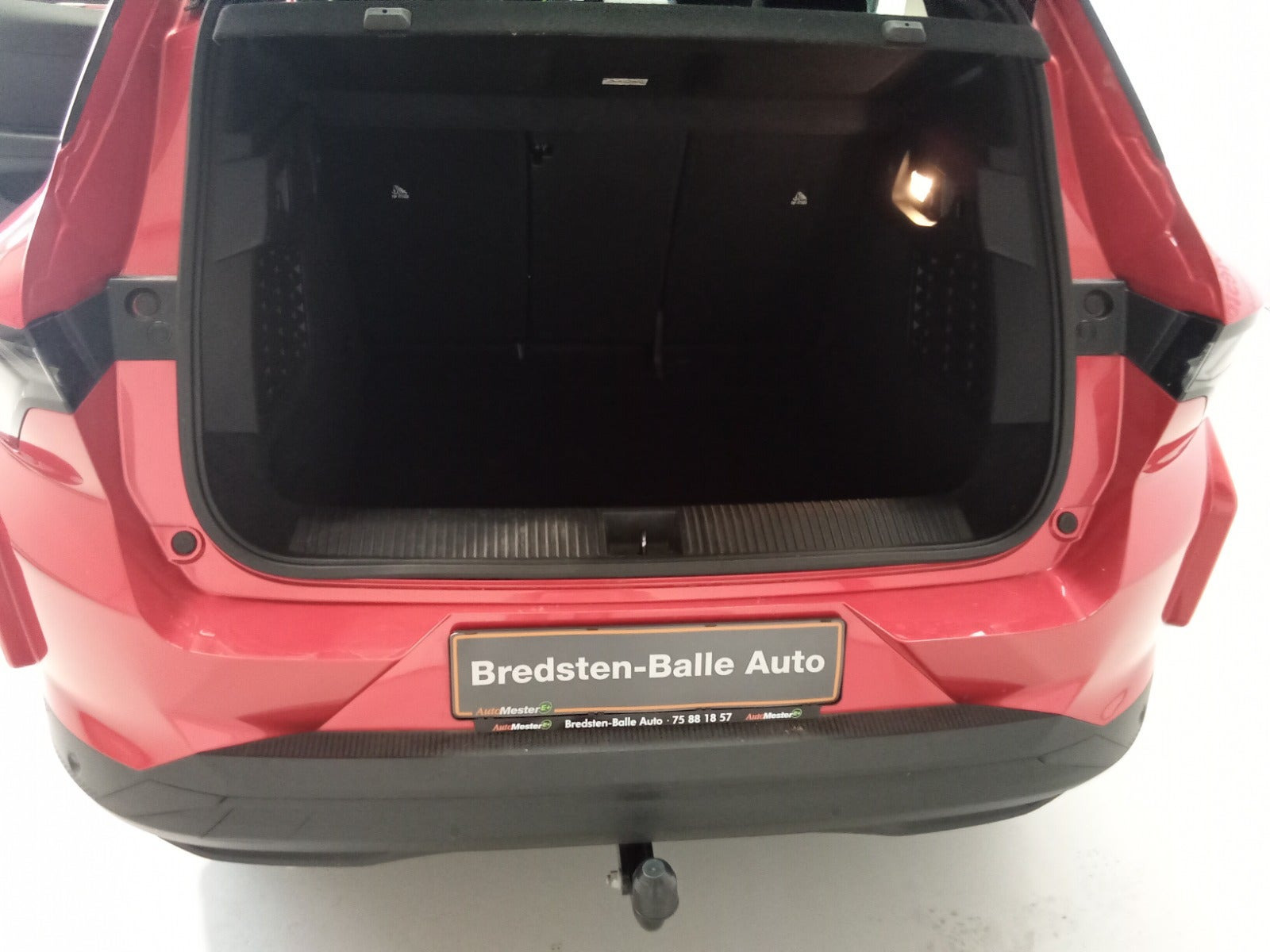 Rød Renault Scenic E-Tech fra 2024