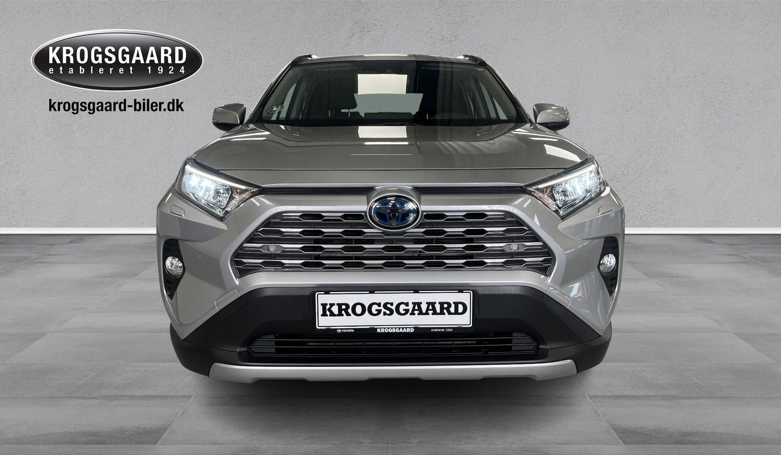 Sølv Toyota RAV4 fra 2020