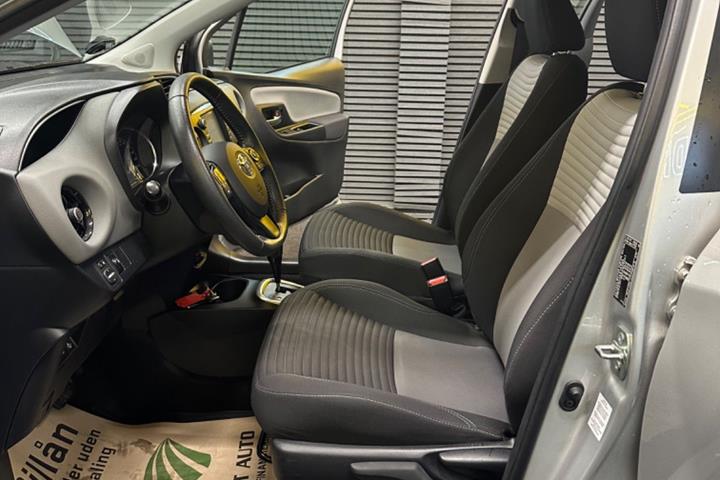 undefined Toyota Yaris fra 2019