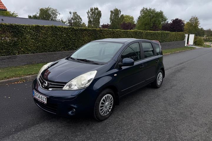 undefined Nissan Note fra 2010 set udefra