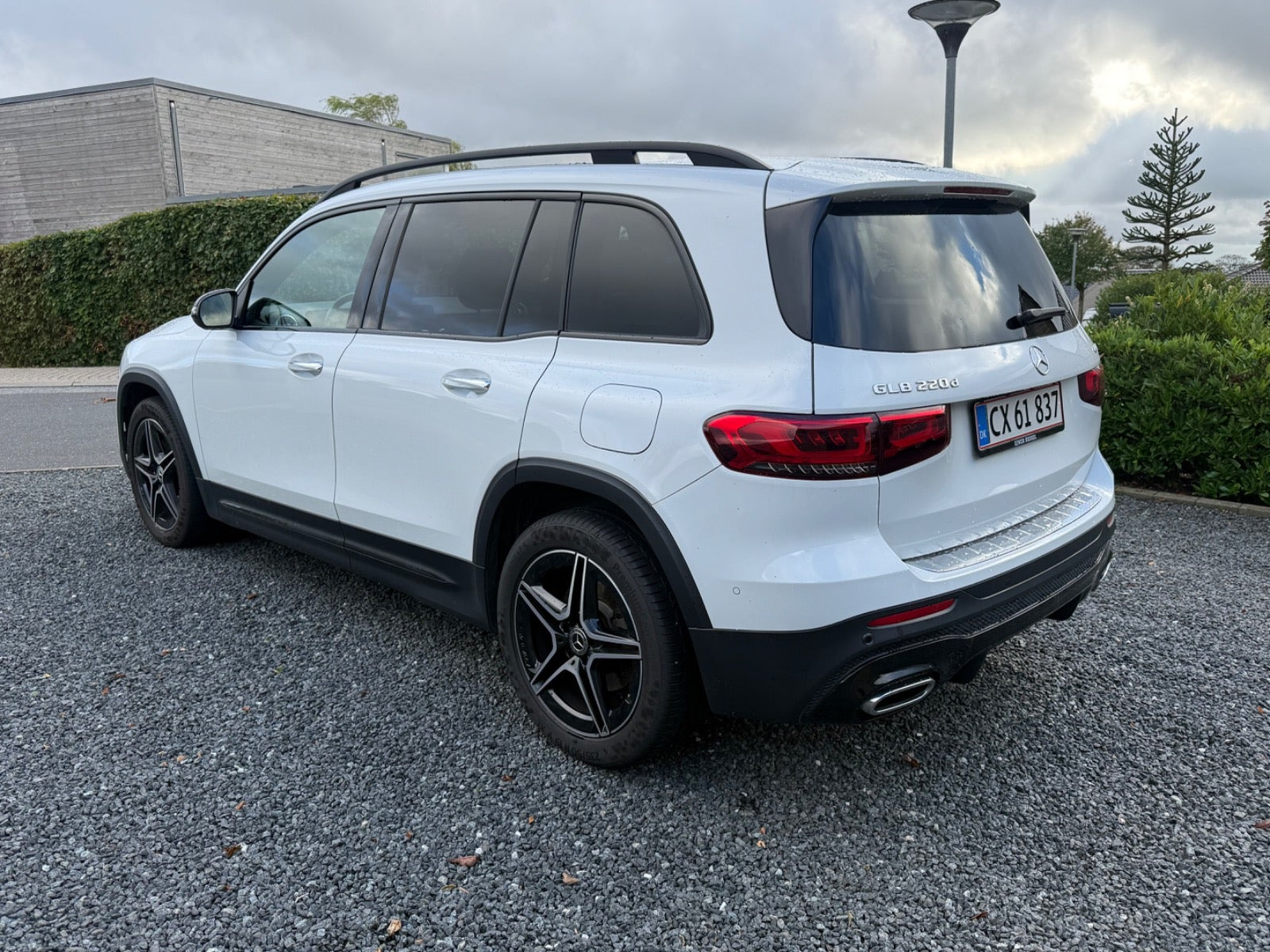 Hvid Mercedes GLB220 d fra 2020