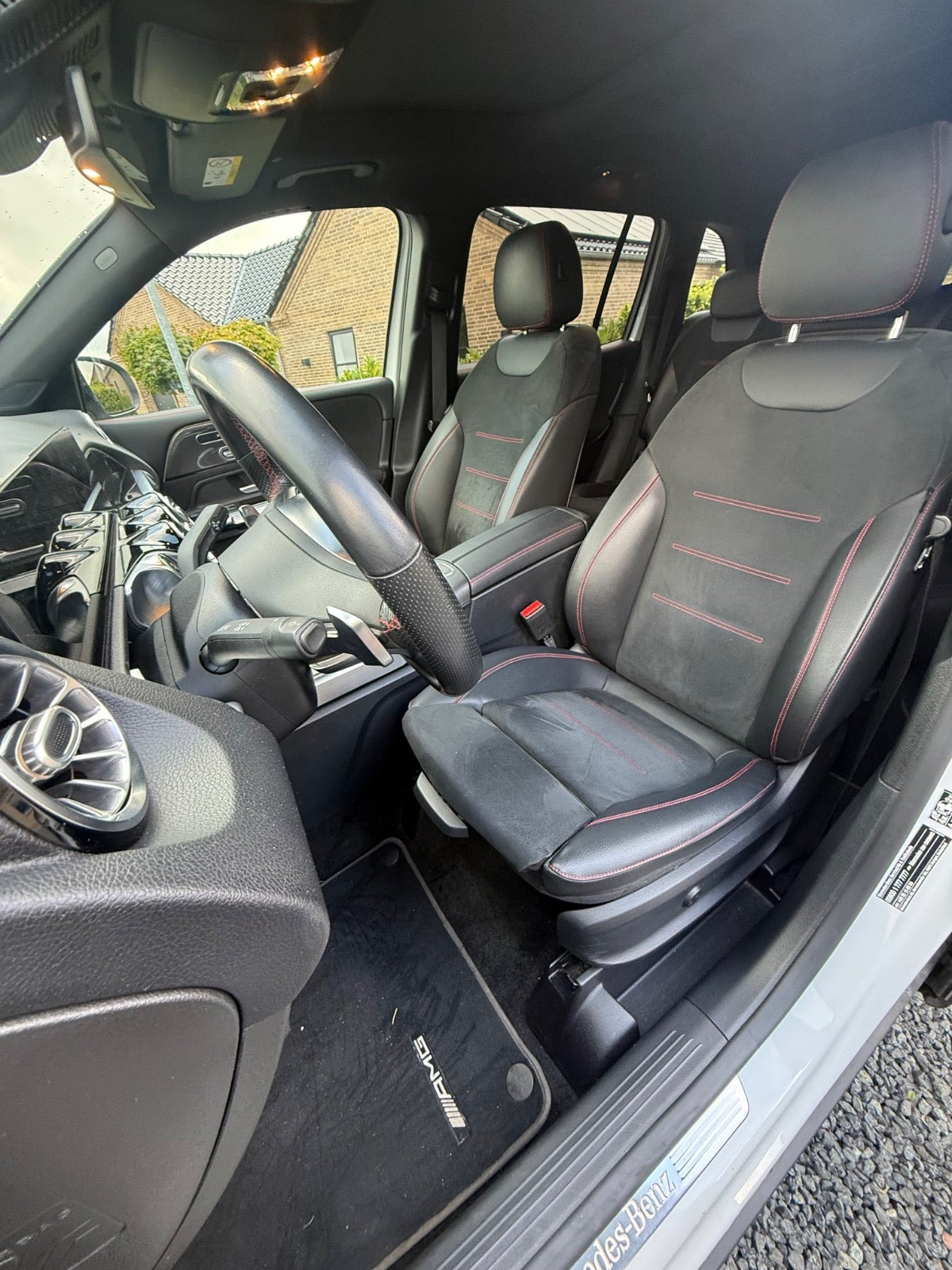 Hvid Mercedes GLB220 d fra 2020