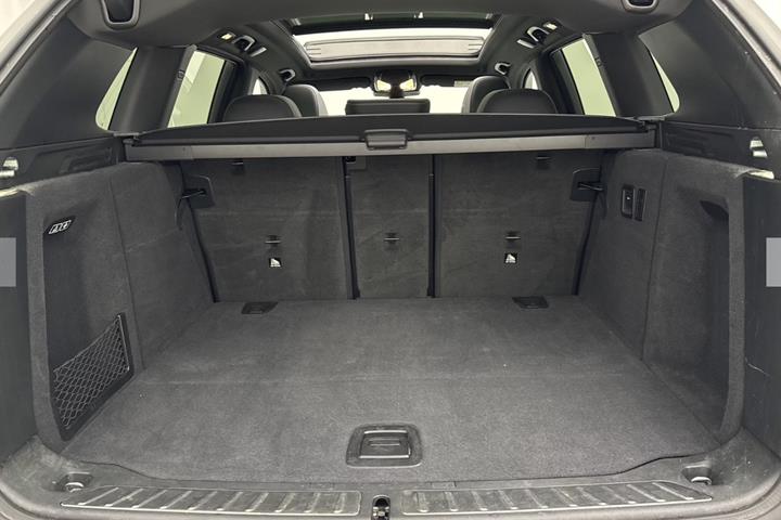Hvid BMW iX3 fra 2023