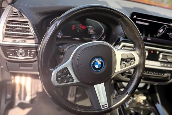 undefined BMW iX3 fra 2023