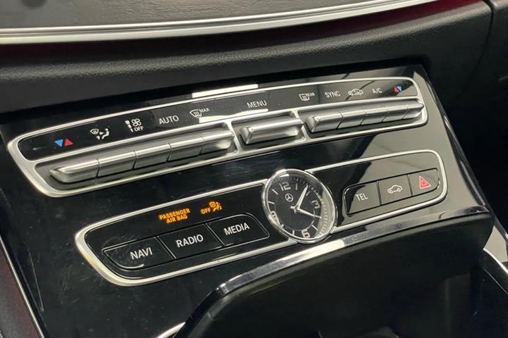 undefined Mercedes E220 d fra 2017