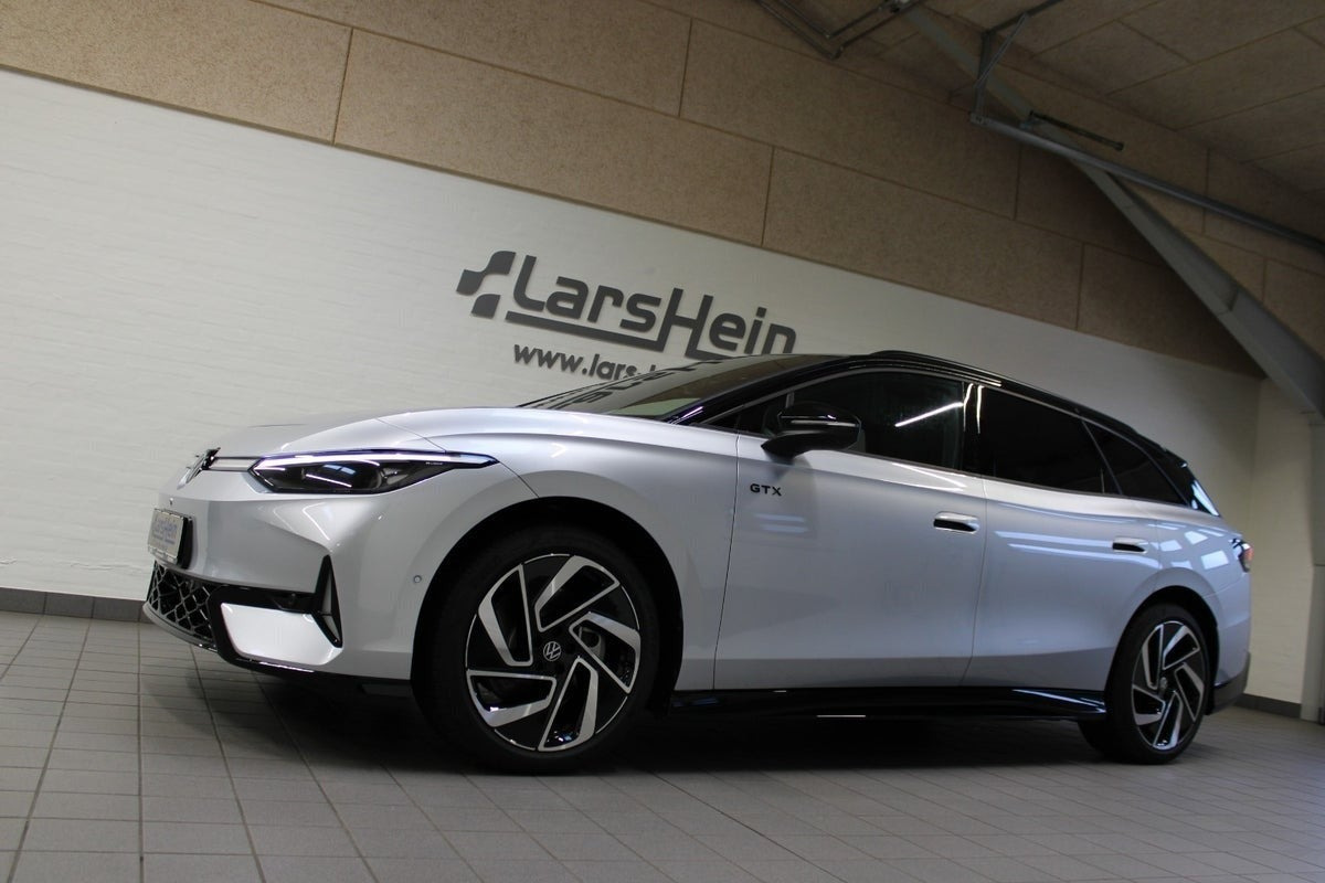 Sølv VW ID.7 fra 2025