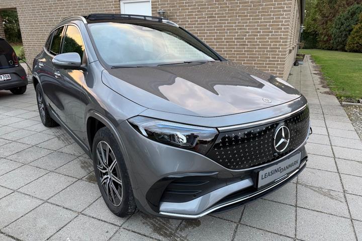 Grå Mercedes EQA250+ fra 2025