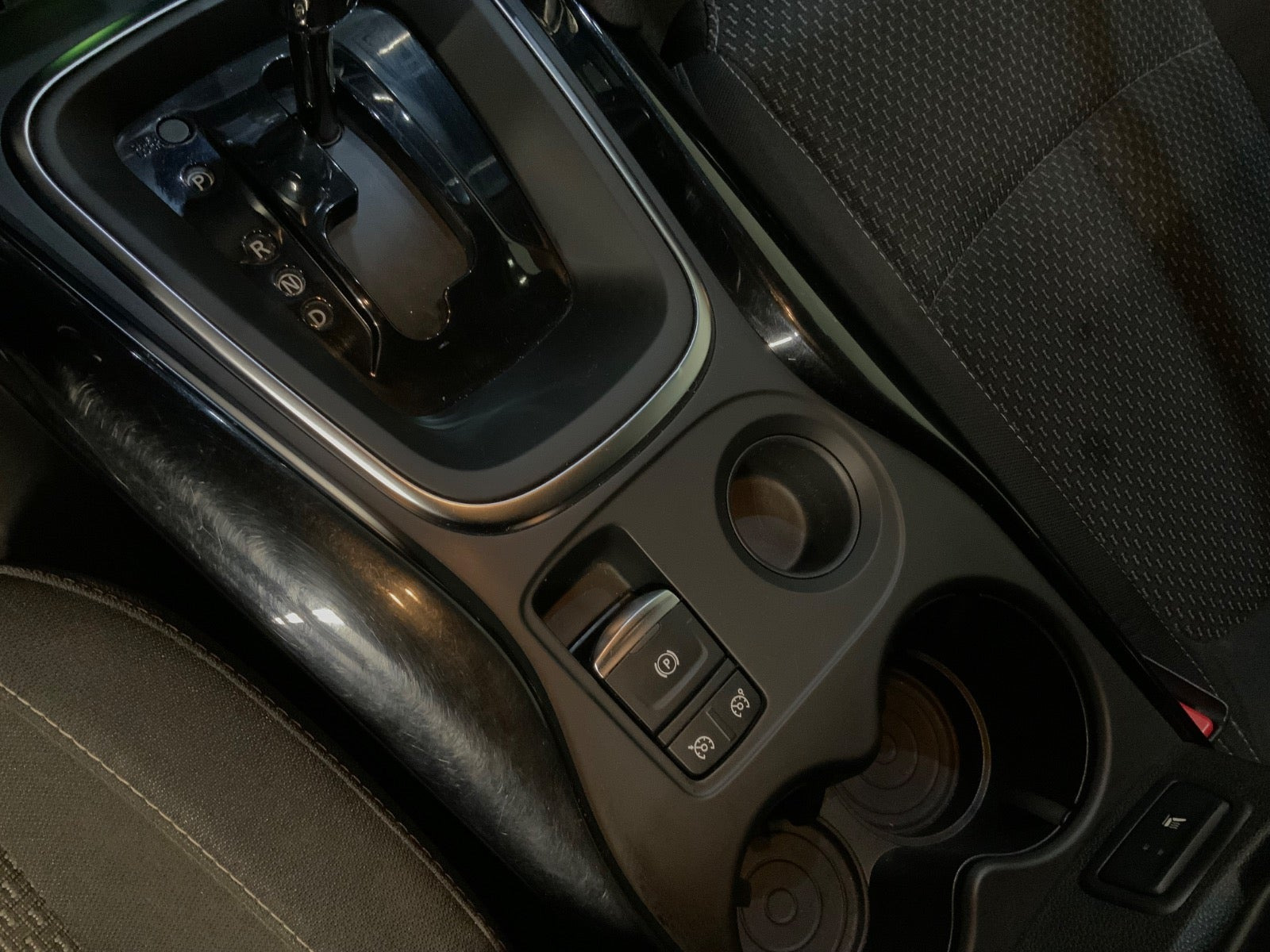 Grøn Renault Kadjar fra 2019